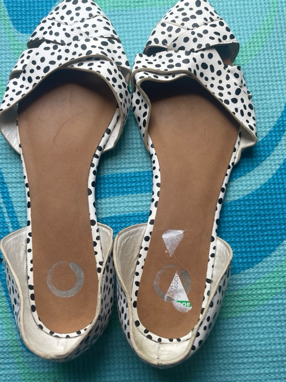 & Other Stories White and Black Polka Dot Pointed Slingback Mules